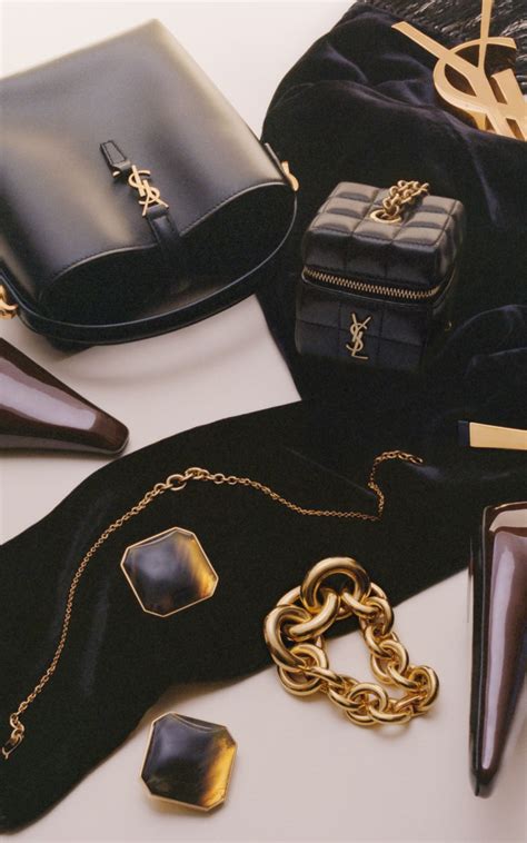 ysl ikonen weihnachtsset|Saint Laurent Official Online Store .